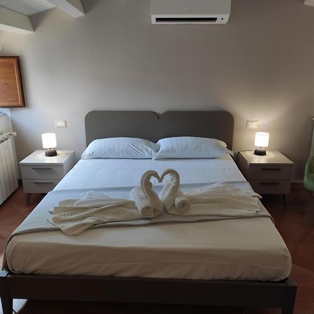 Casa Vacanze Tramonto Alla Marina チェファル エクステリア 写真