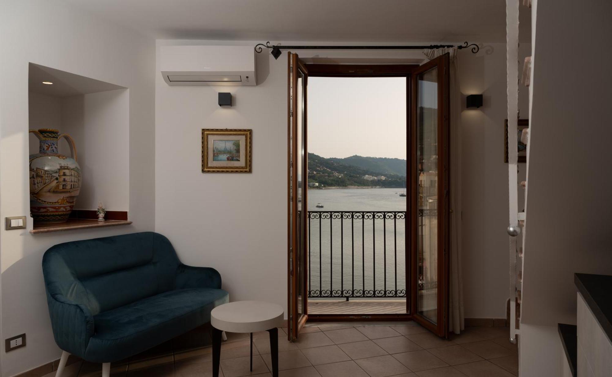 Casa Vacanze Tramonto Alla Marina チェファル エクステリア 写真