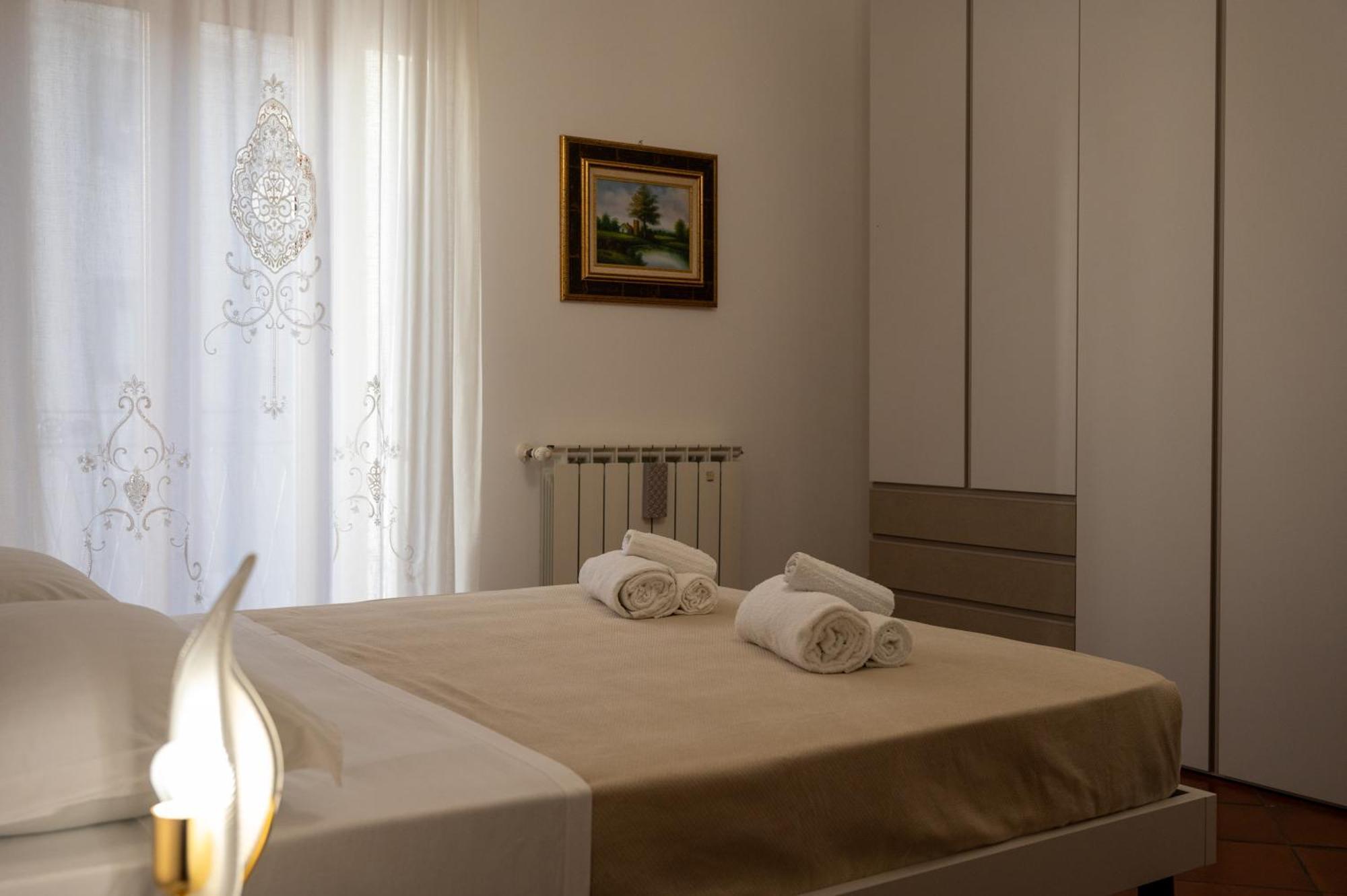 Casa Vacanze Tramonto Alla Marina チェファル エクステリア 写真
