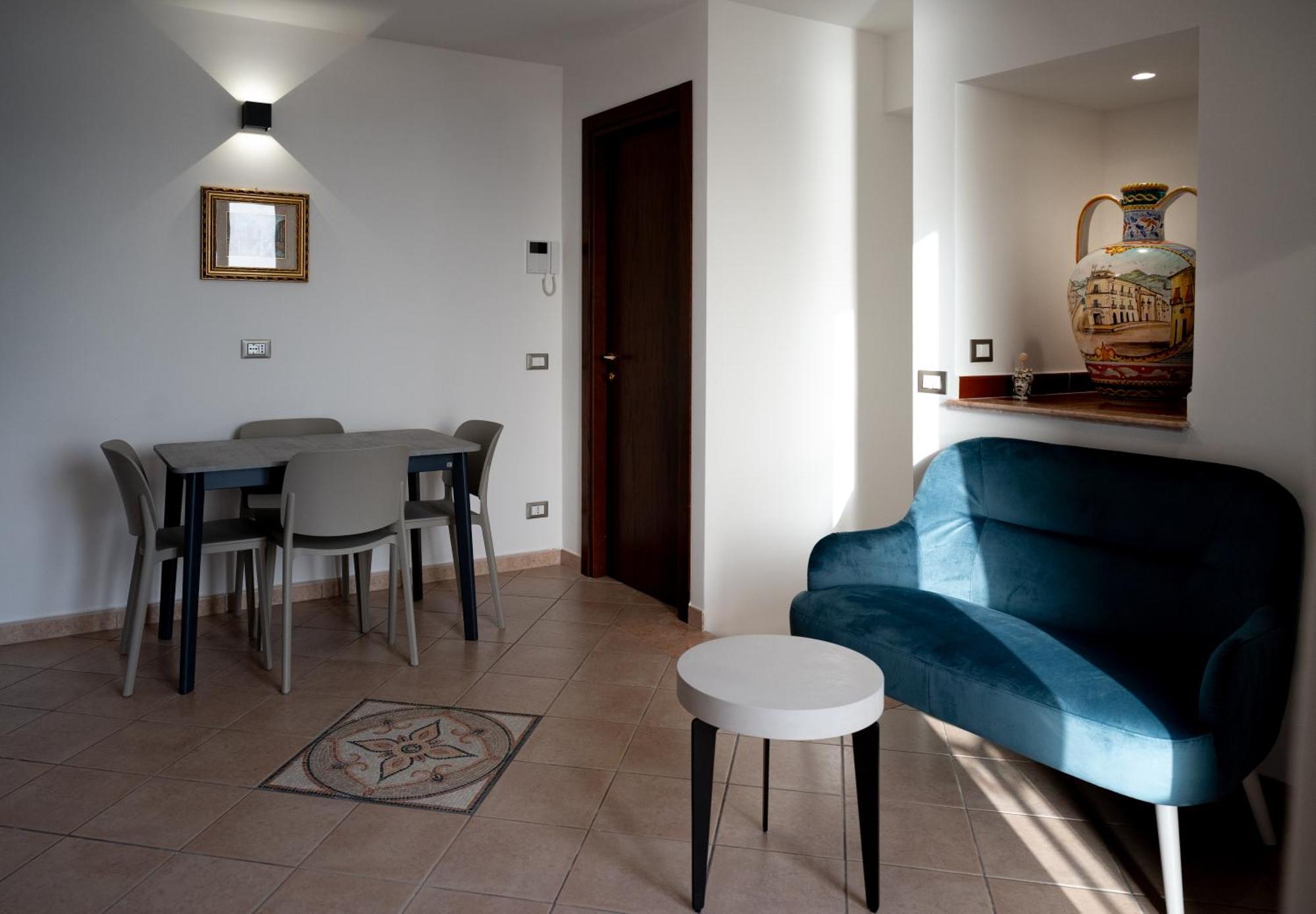 Casa Vacanze Tramonto Alla Marina チェファル エクステリア 写真