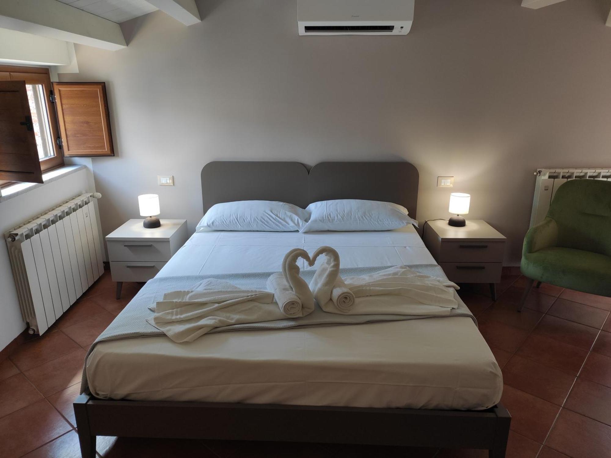 Casa Vacanze Tramonto Alla Marina チェファル エクステリア 写真