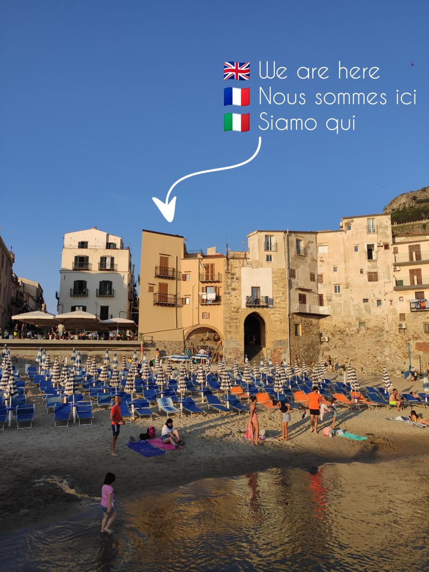 Casa Vacanze Tramonto Alla Marina チェファル エクステリア 写真